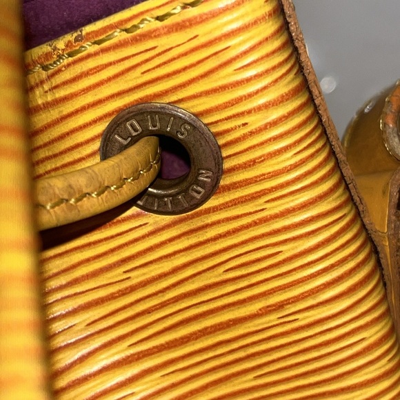 LOUIS VUITTON Leather LV Petit Noe Yellow Epi Shoulder Bucket Bag - Picture 17 of 17